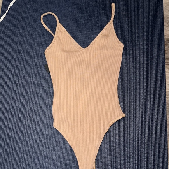 Never used Lulus top - Picture 3 of 3